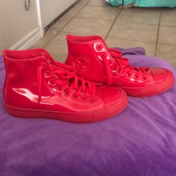 Converse Shoes - Patent red high top converse